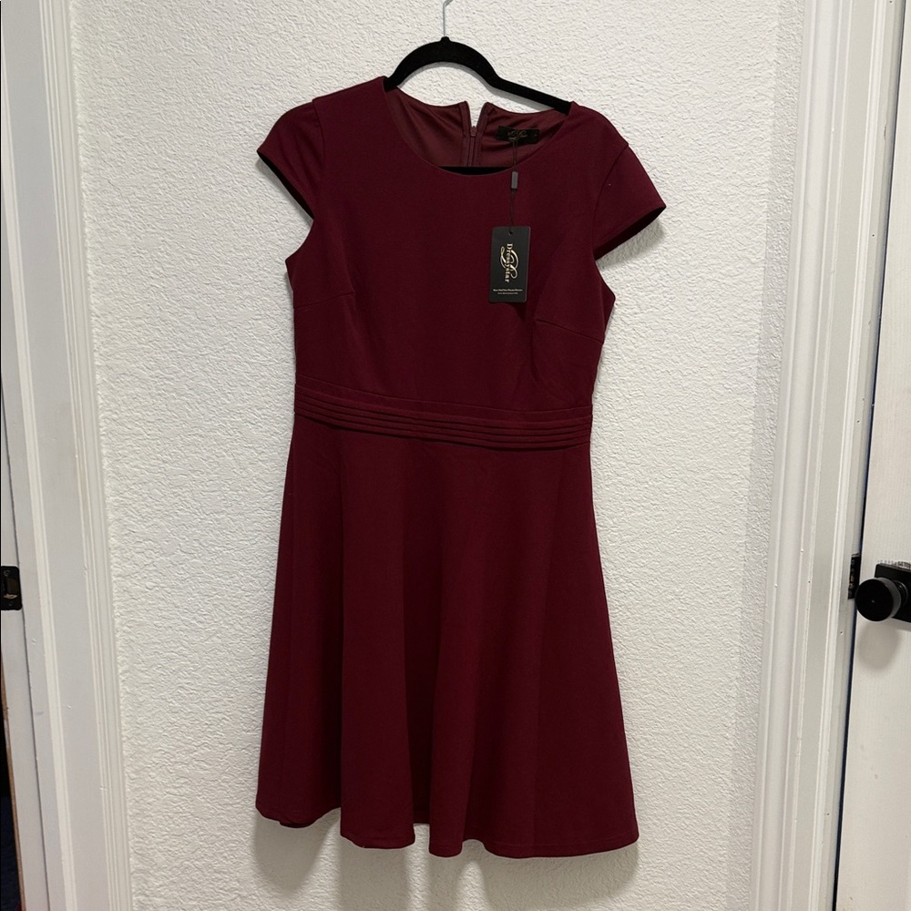 Elegant Burgundy Cap Sleeve Dress